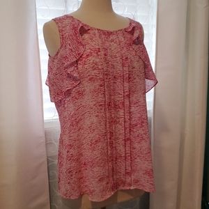 Sleeveless cold shoulder top